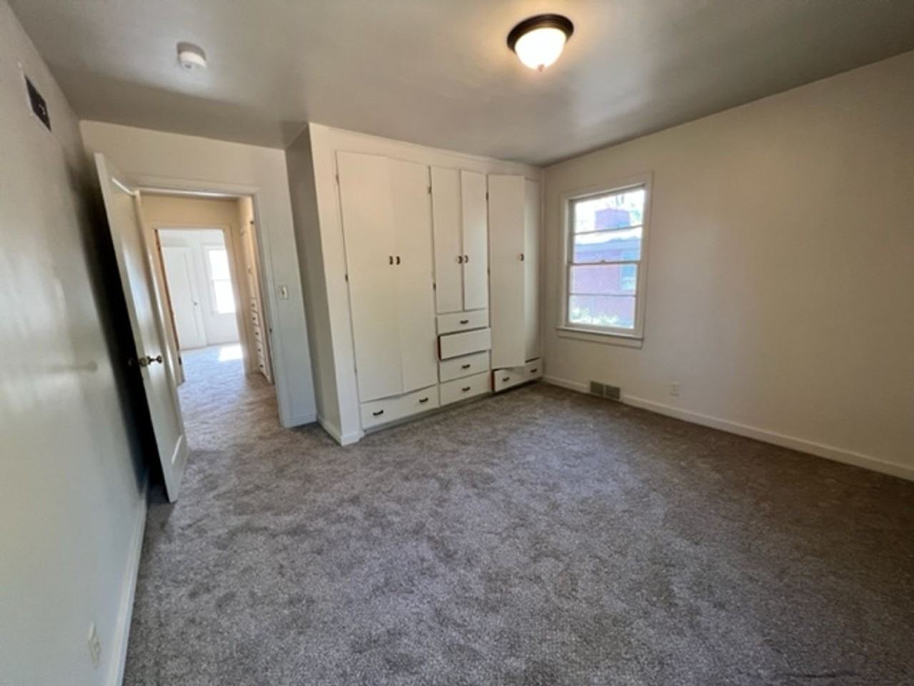 1622 W Spaulding St - Photo 7 of 13