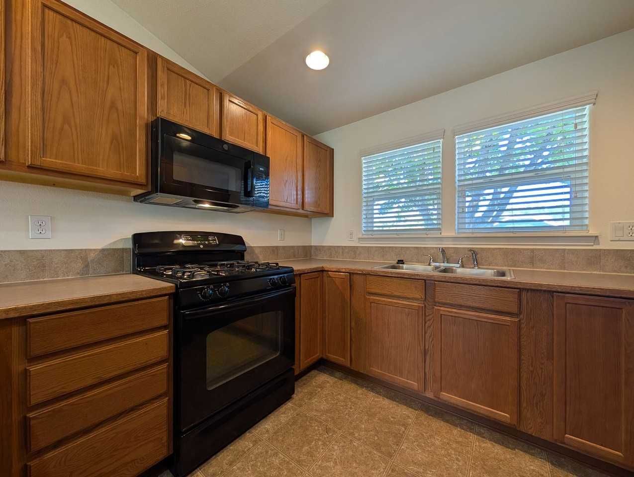 5791 Pumice Pl - Photo 3 of 21