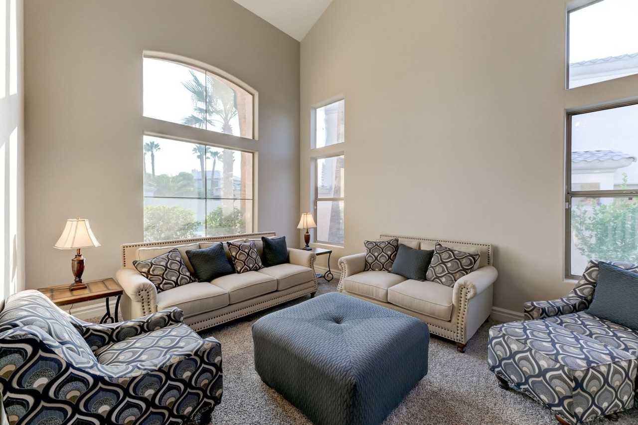 5 Chateau Whistler Ct - Photo 3 of 27