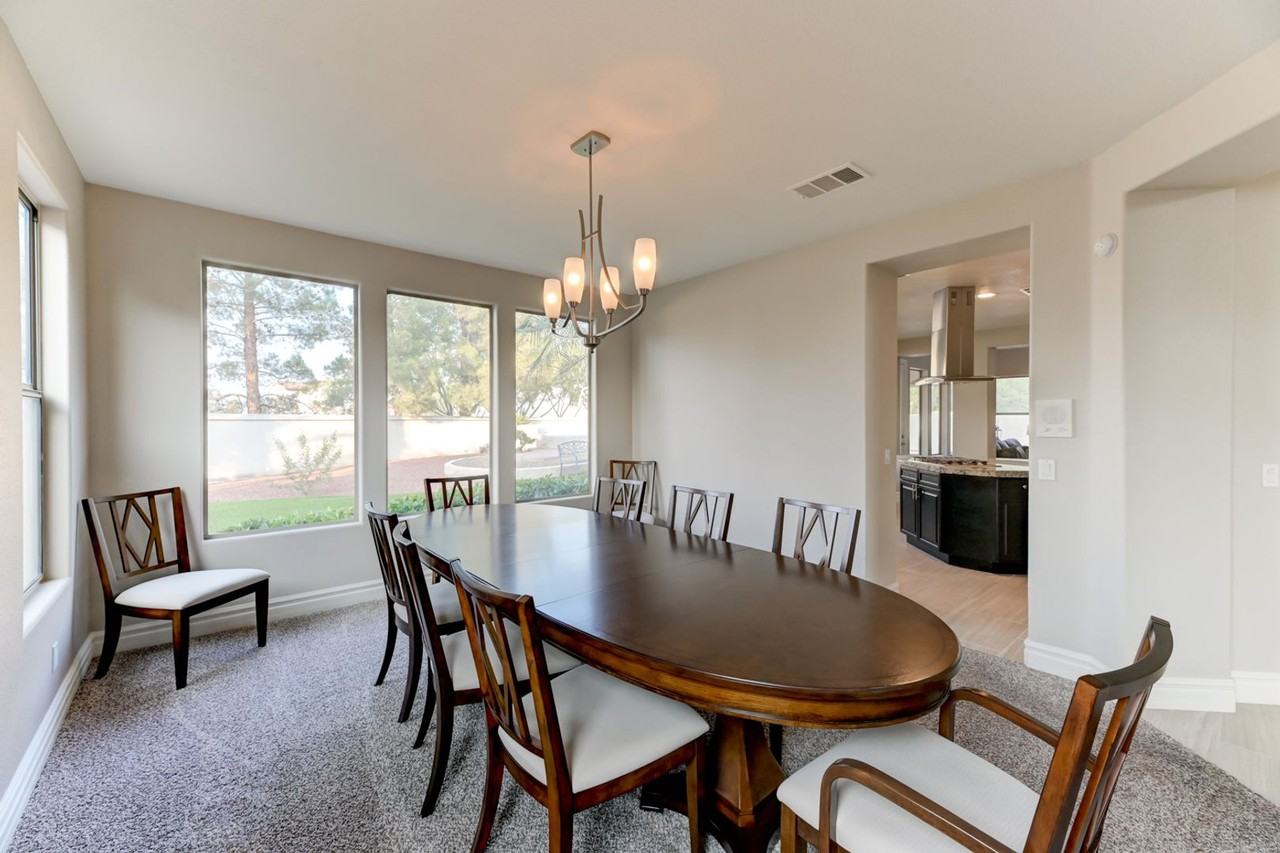 5 Chateau Whistler Ct - Photo 5 of 27