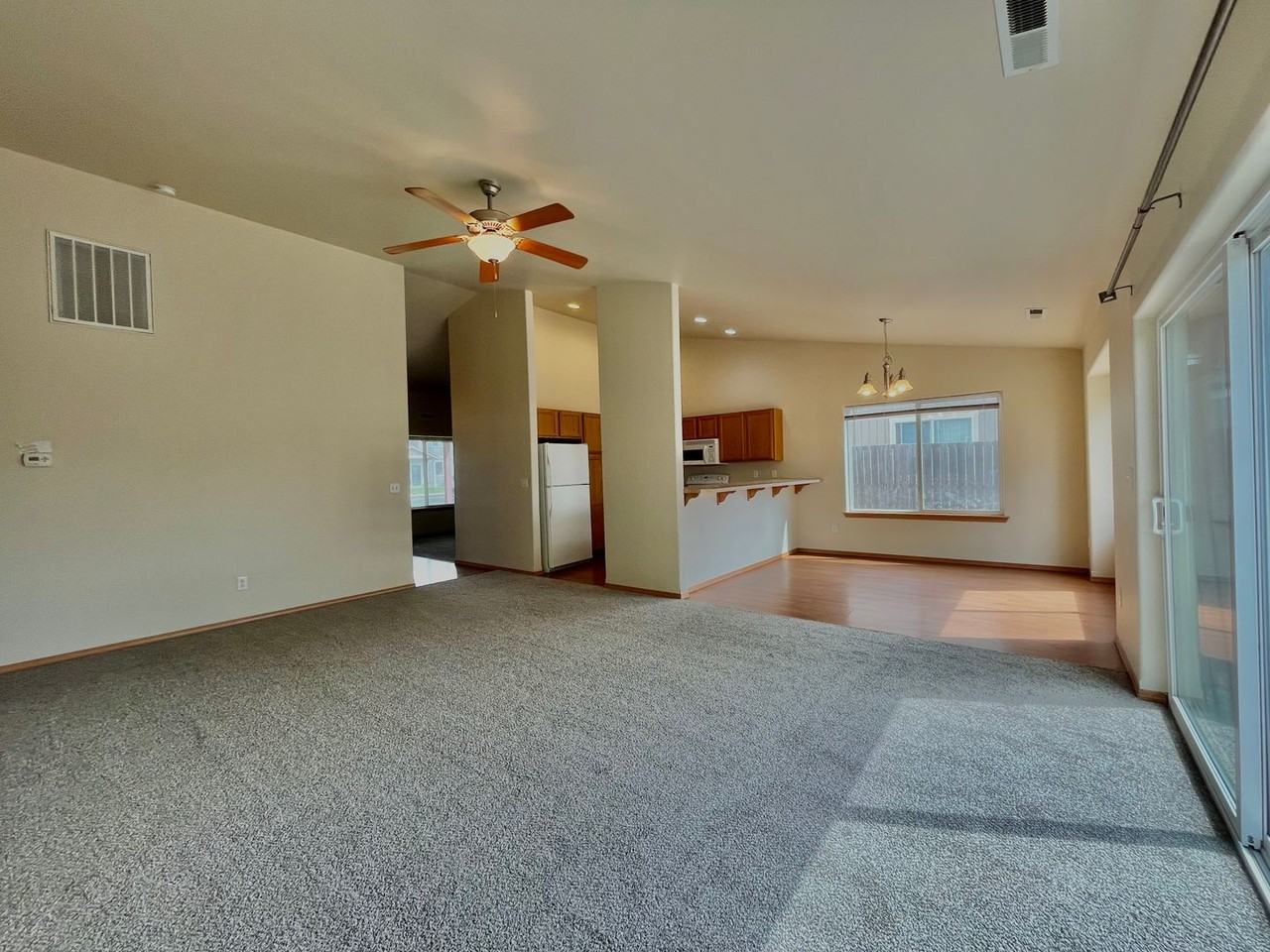 310 E 28th Ave - Photo 3 of 15