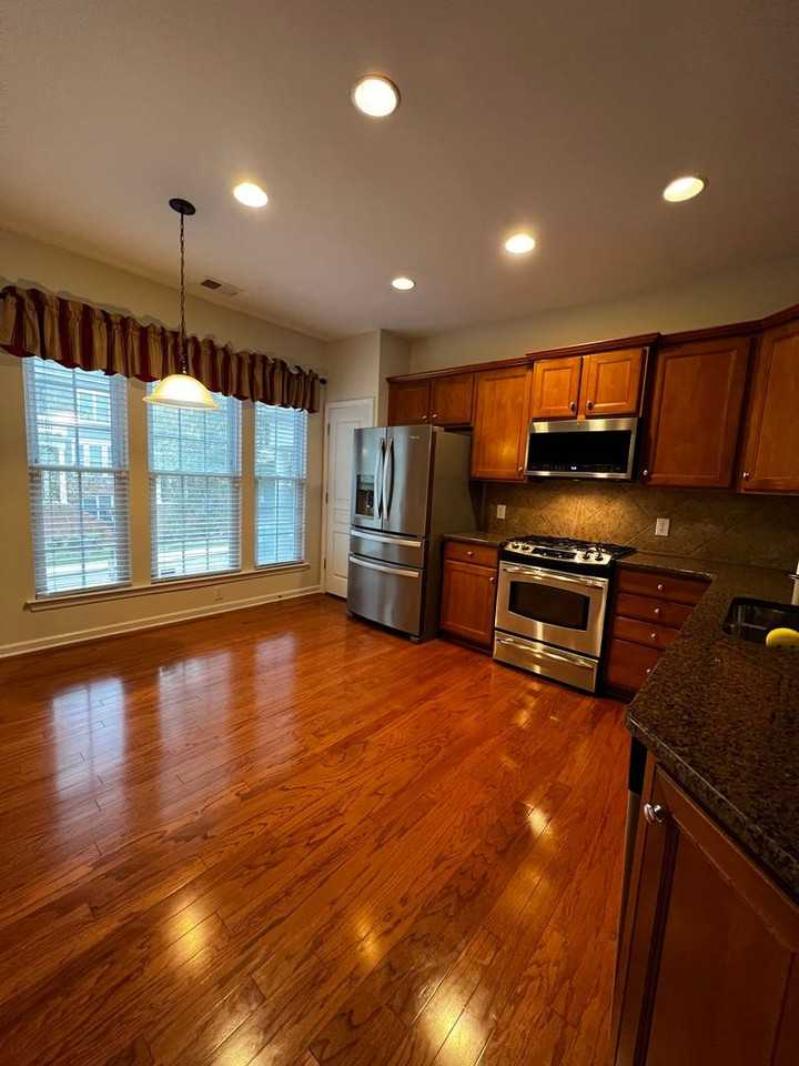 671 Sixth Baxter Xing - Photo 7 of 14