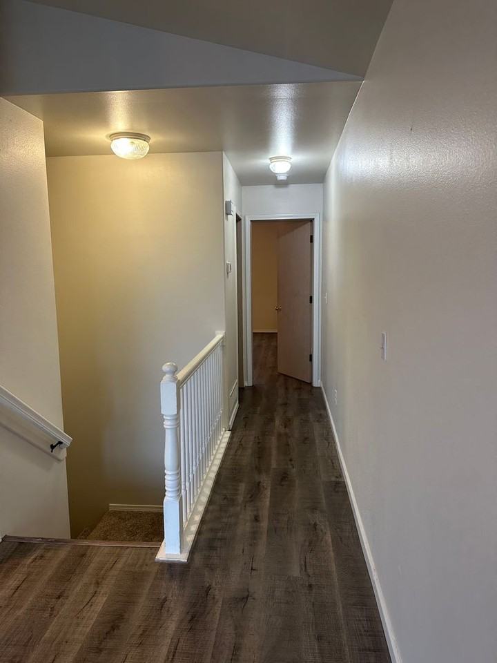 4018 Sycamore Loop - Photo 7 of 23
