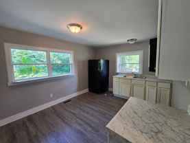 928 Farnam St - Photo 1 of 1