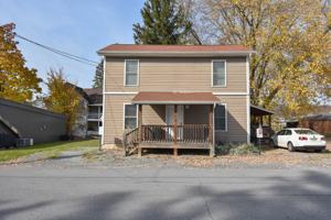 featured image of 15 Locust St