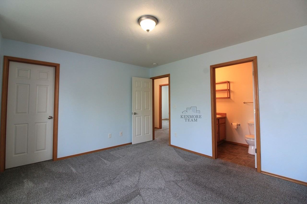 4103 Manassas Ct - Photo 6 of 12