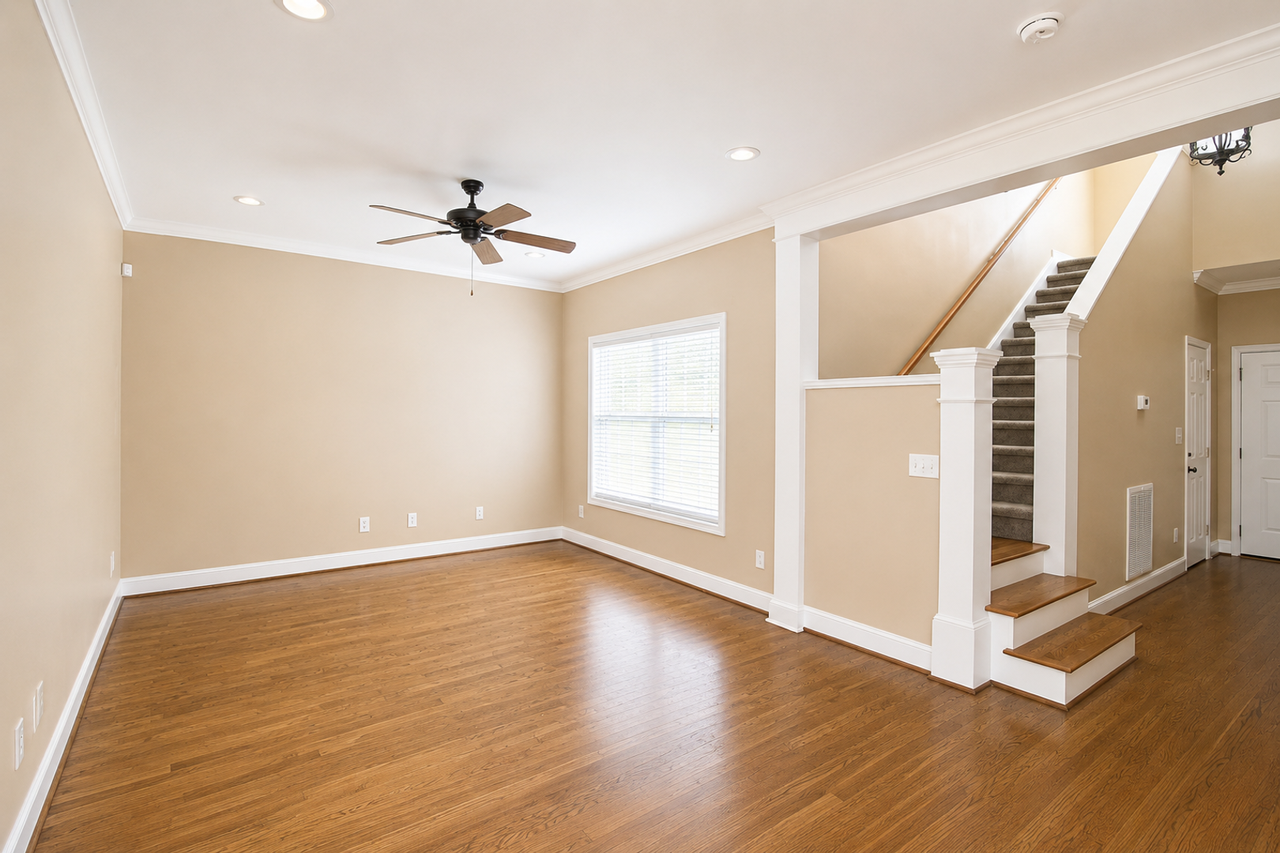 112 Saint James Pl - Photo 4 of 26