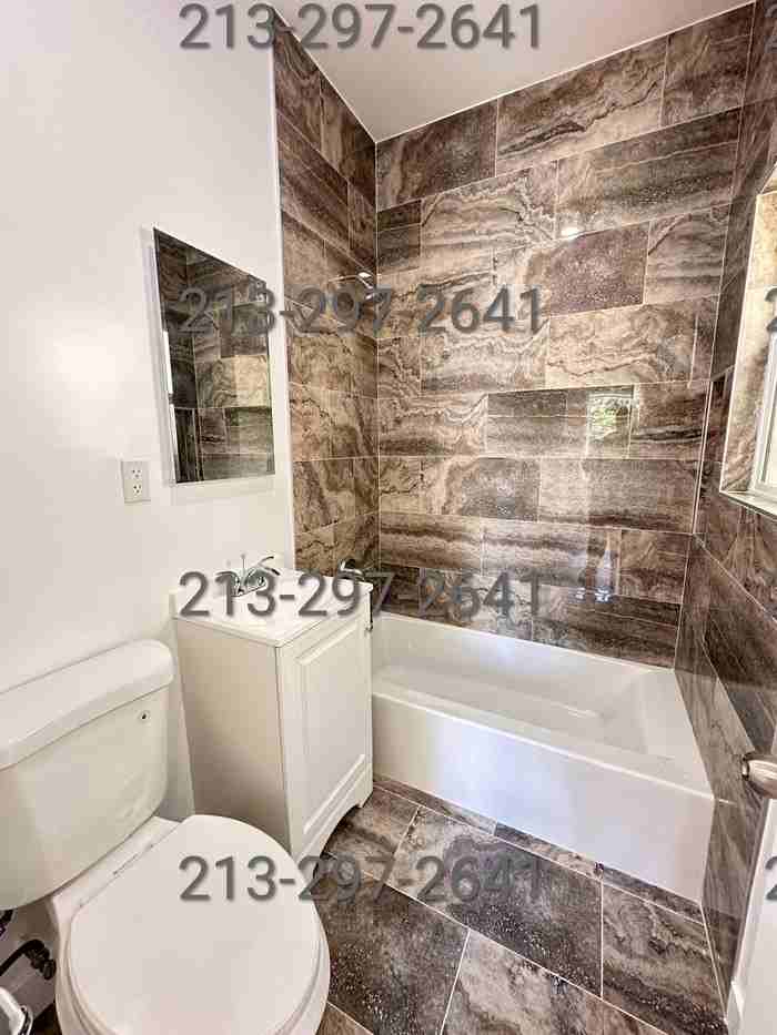 848 W 23rd St #303 - Photo 2 of 4