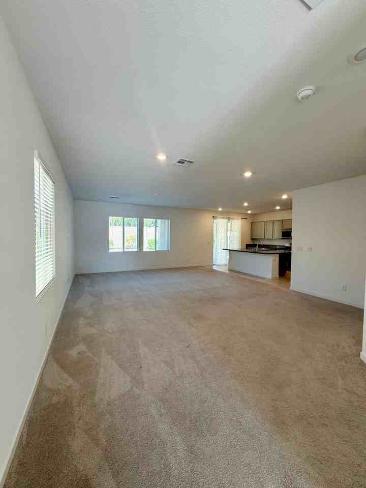 11377 Sonny Miller Ct - Photo 4 of 38