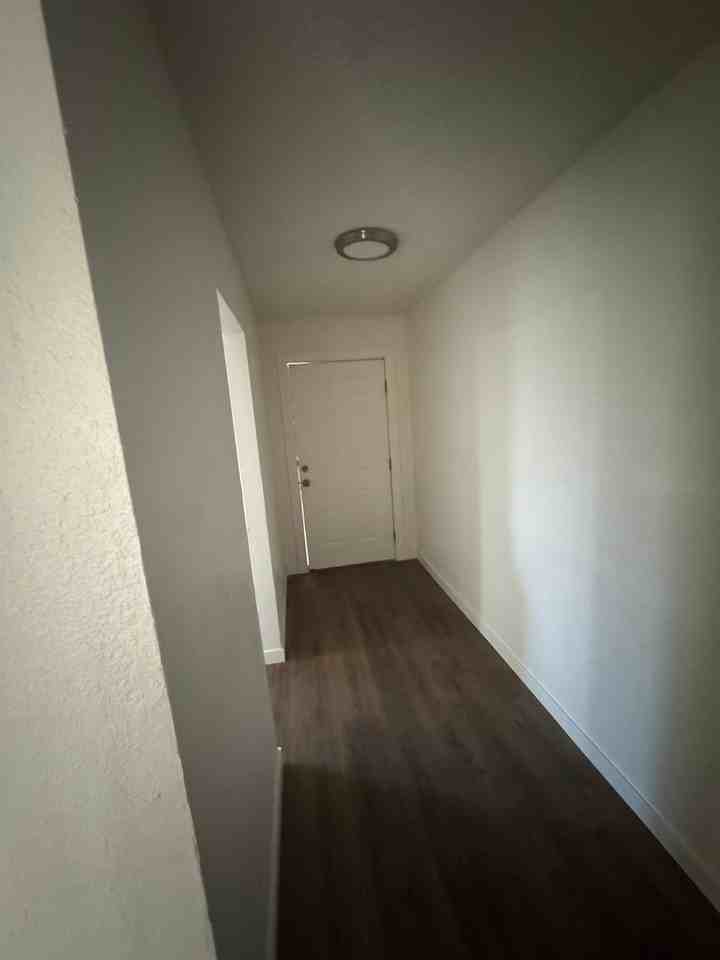 21089 Klamath Rd - Photo 5 of 22