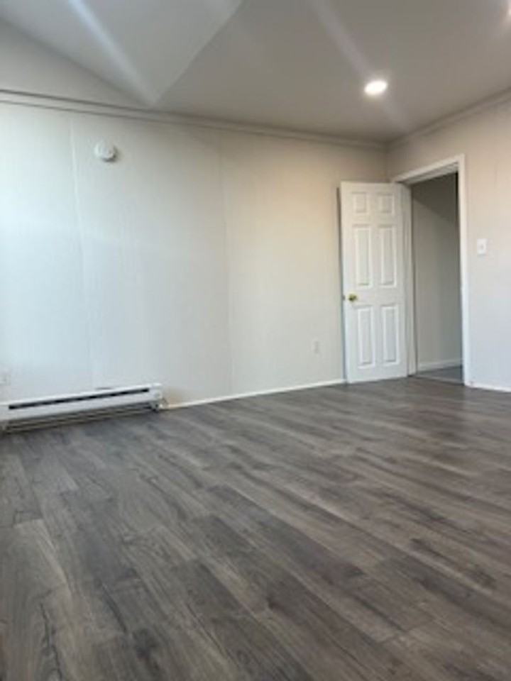 121 West Saratoga Street - Photo 2 of 15