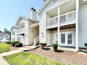 7123 W Friendly Ave Apt D #Apt D - Photo 1 of 1
