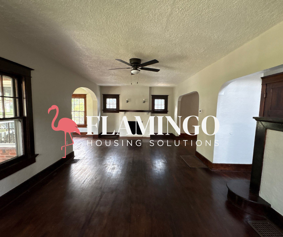 302 W Norman Ave - Photo 2 of 19