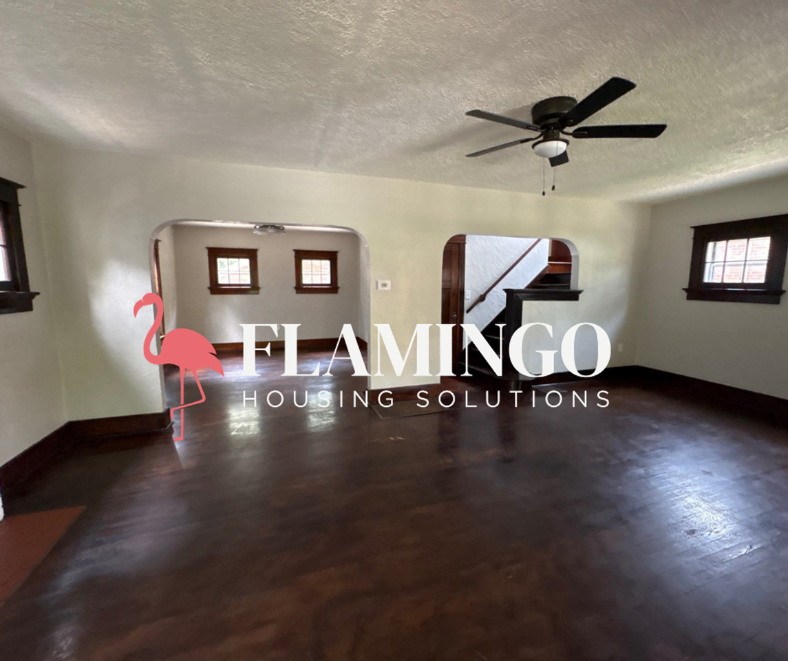 302 W Norman Ave - Photo 6 of 19