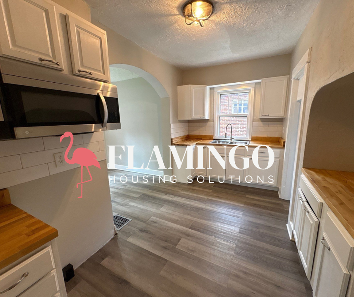 302 W Norman Ave - Photo 7 of 19