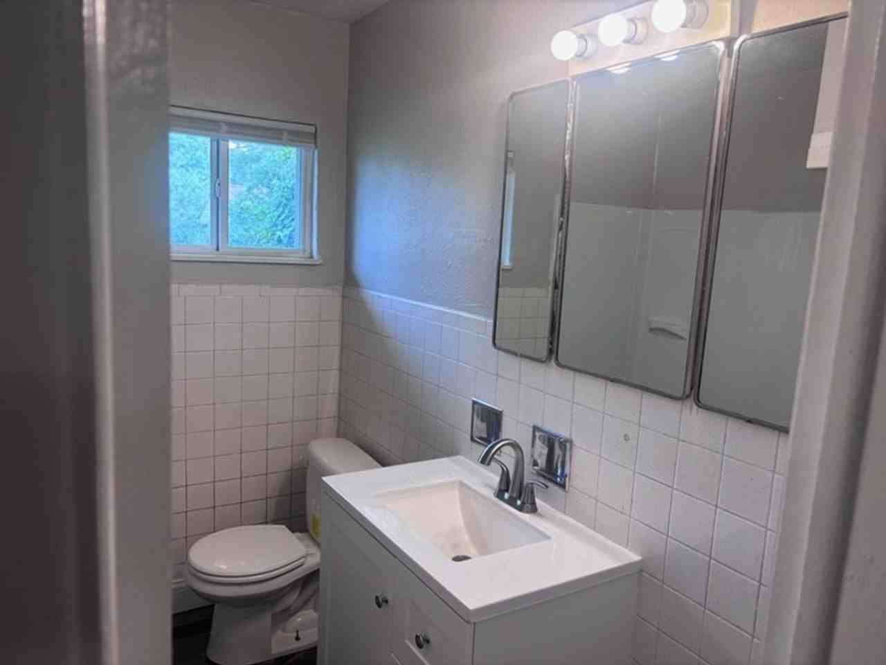 2377 Hanna Dr - Photo 7 of 15
