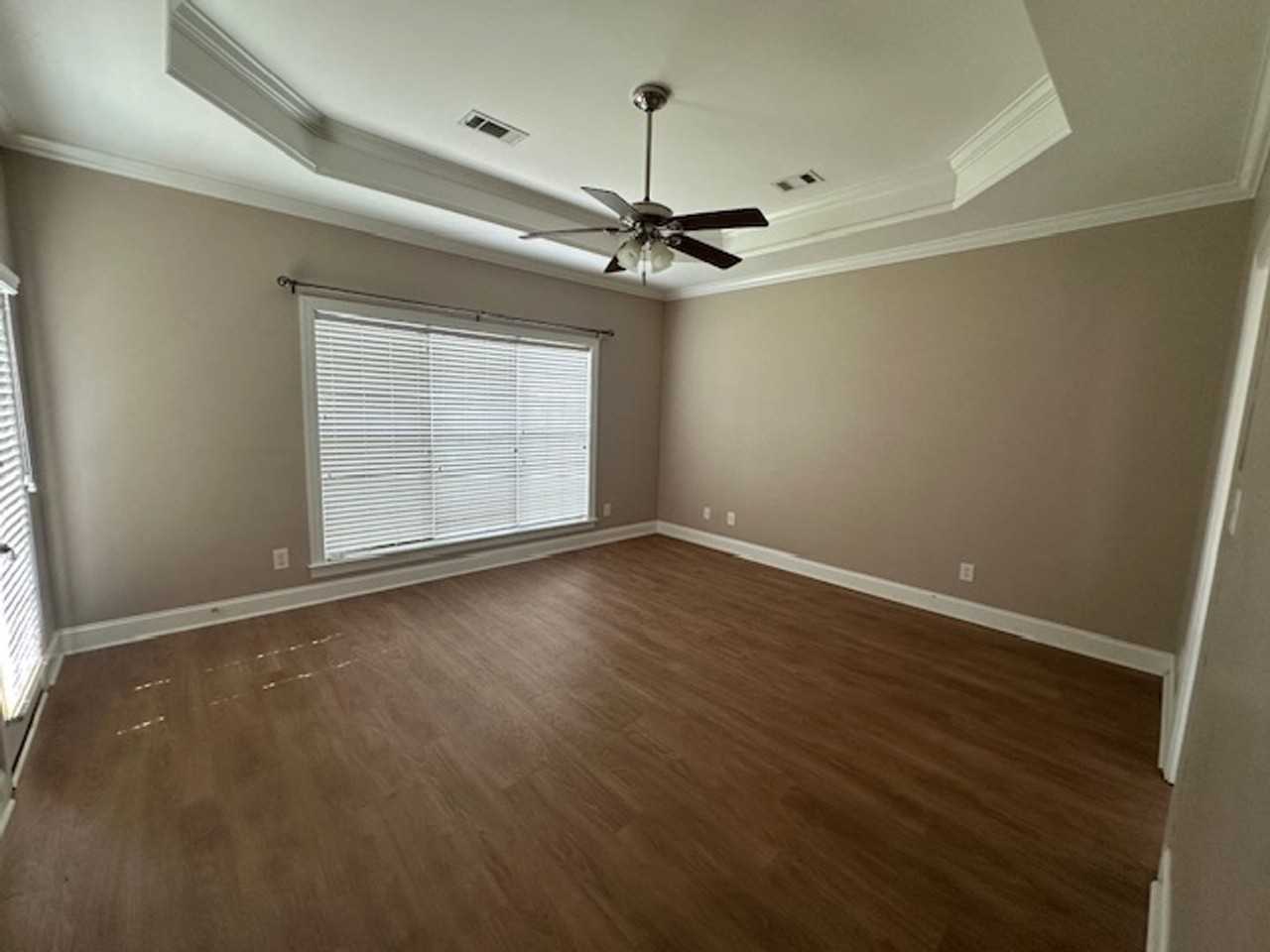 113 Ashton Oak Ct - Photo 3 of 13