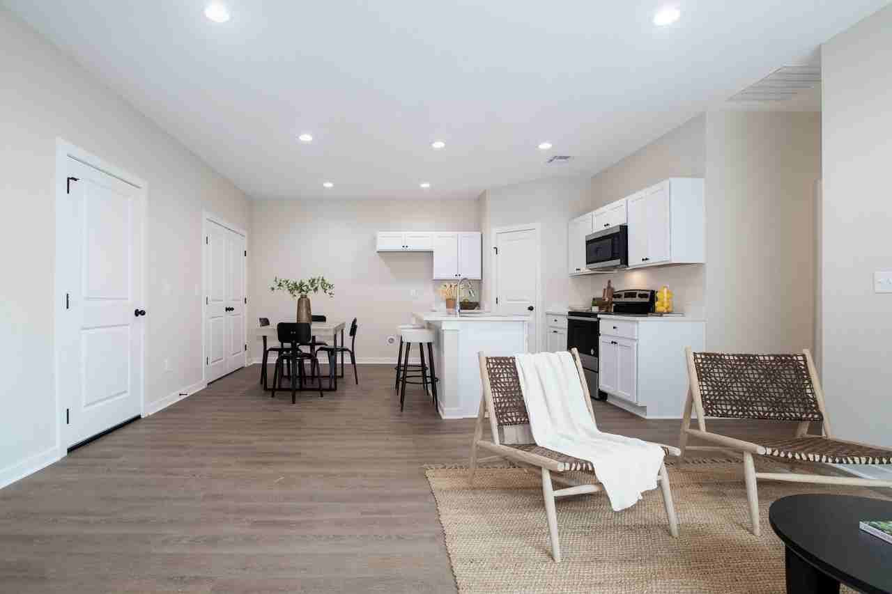 2961 S Maize Ct - Photo 4 of 28