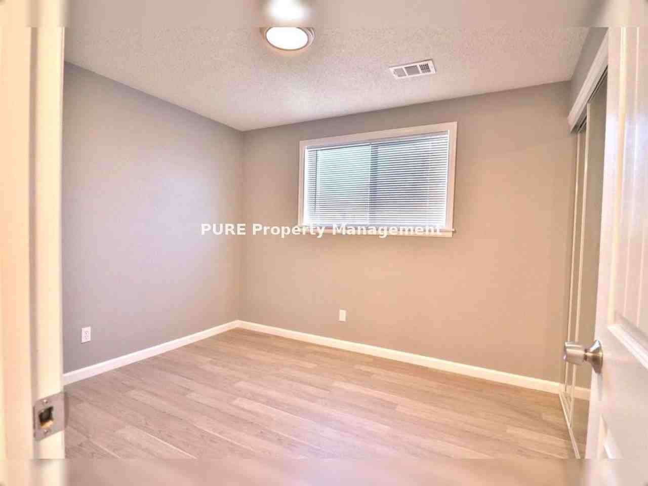 16359 W 10th Ave - Photo 7 of 13