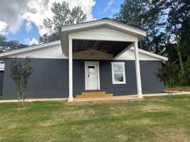 featured image of 2111 Highway 82 W