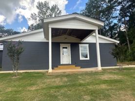 2111 Highway 82 W - Photo 1 of 1