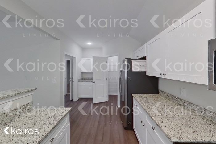 820 Heather Dr - Photo 6 of 6