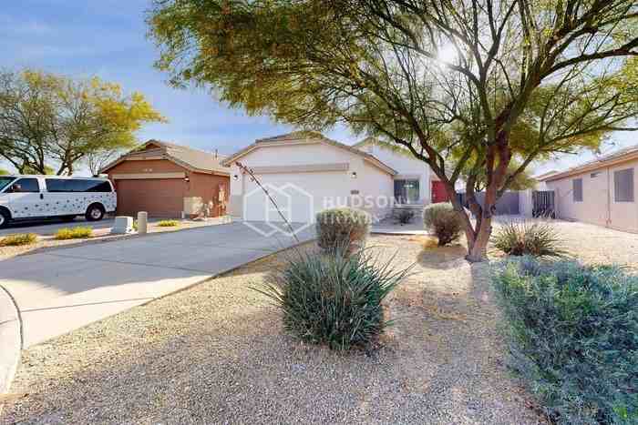 39907 N Fazio Ln - Photo 2 of 29