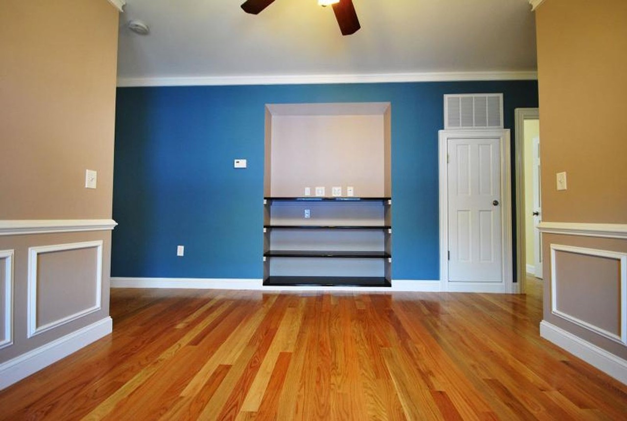 338 Turner St - Photo 6 of 11