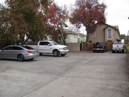 featured image of 461 Summertree Ln