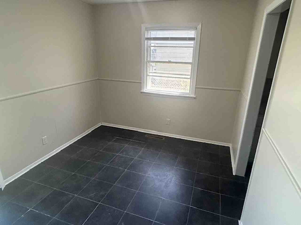 2738 S Minnesota Ave - Photo 6 of 17