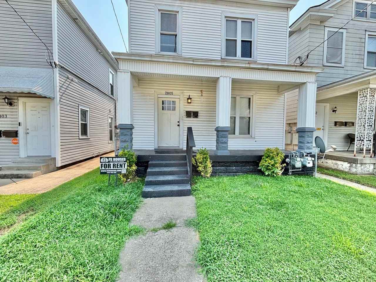 2805 S 4th St - Photo 5 of 13
