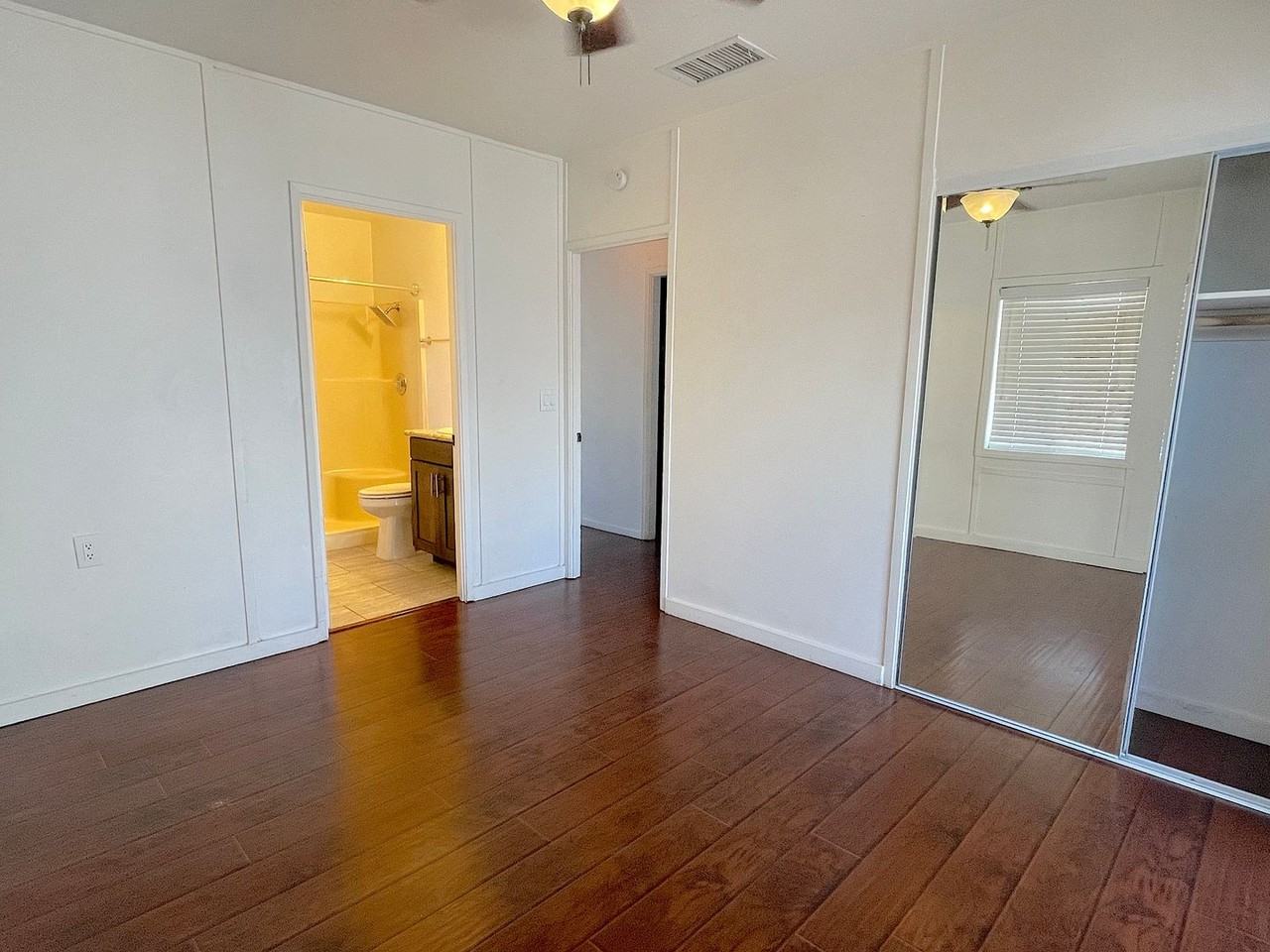 102 Copper St - Photo 4 of 50
