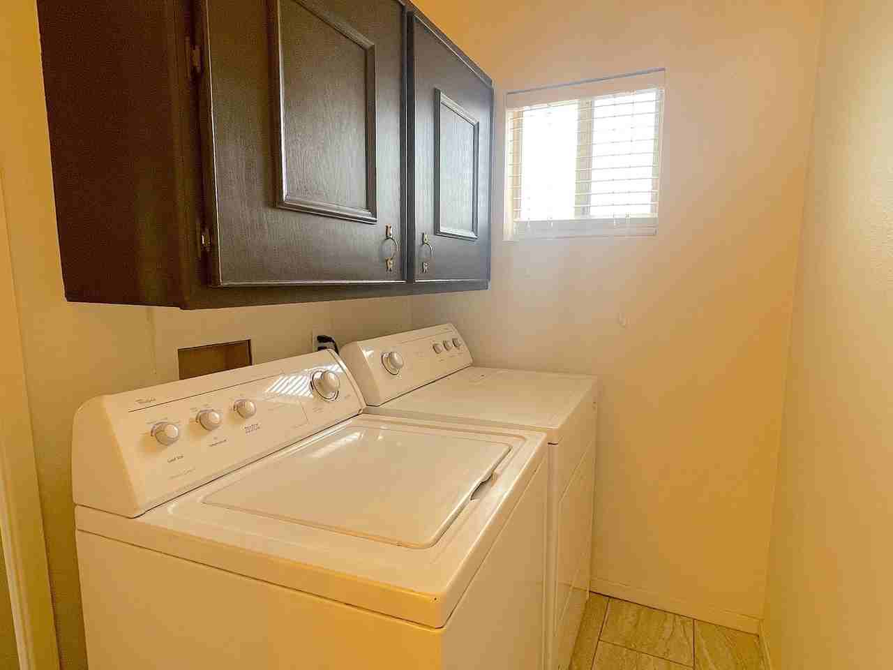 102 Copper St - Photo 7 of 50