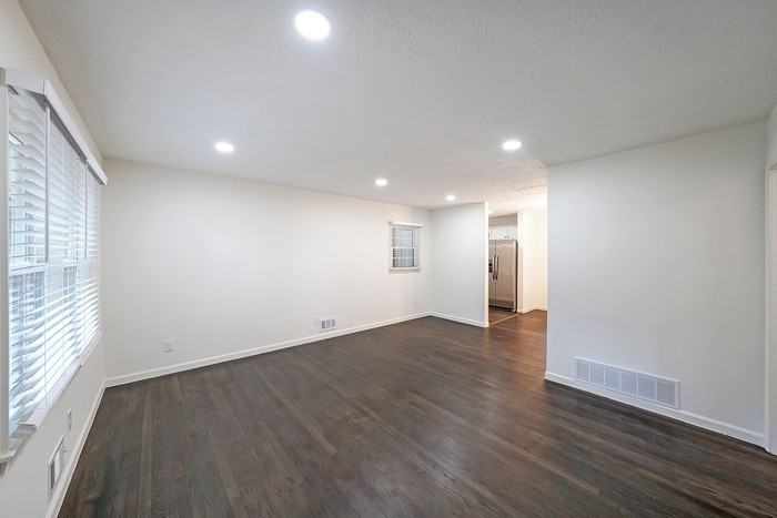1769 Hammond Woods Cir Sw - Photo 2 of 20