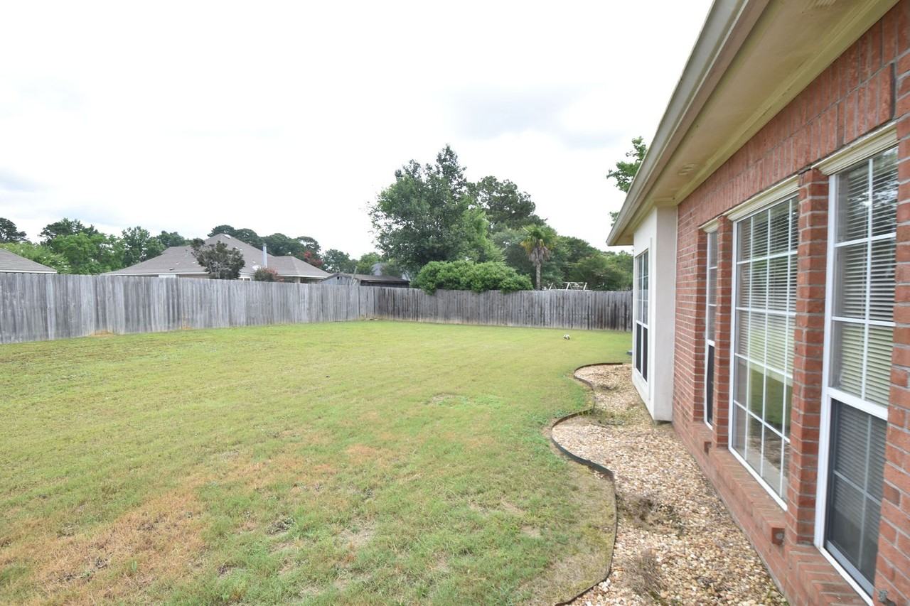 1691 Rambling Brook Ln - Photo 3 of 48