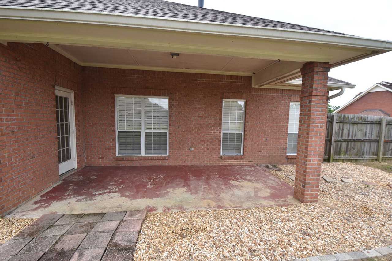 1691 Rambling Brook Ln - Photo 7 of 48
