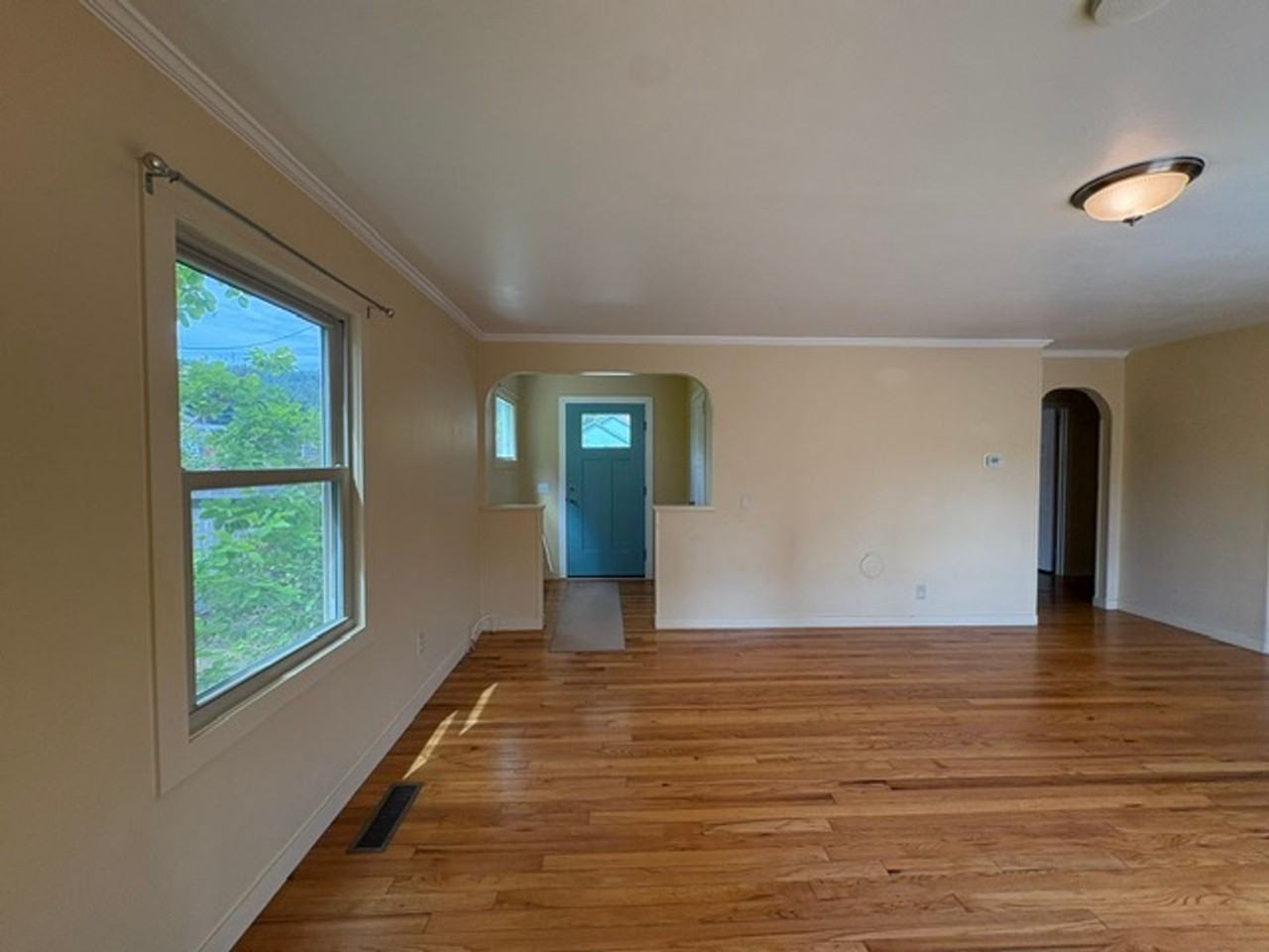 730 3rd Ave - Photo 2 of 28