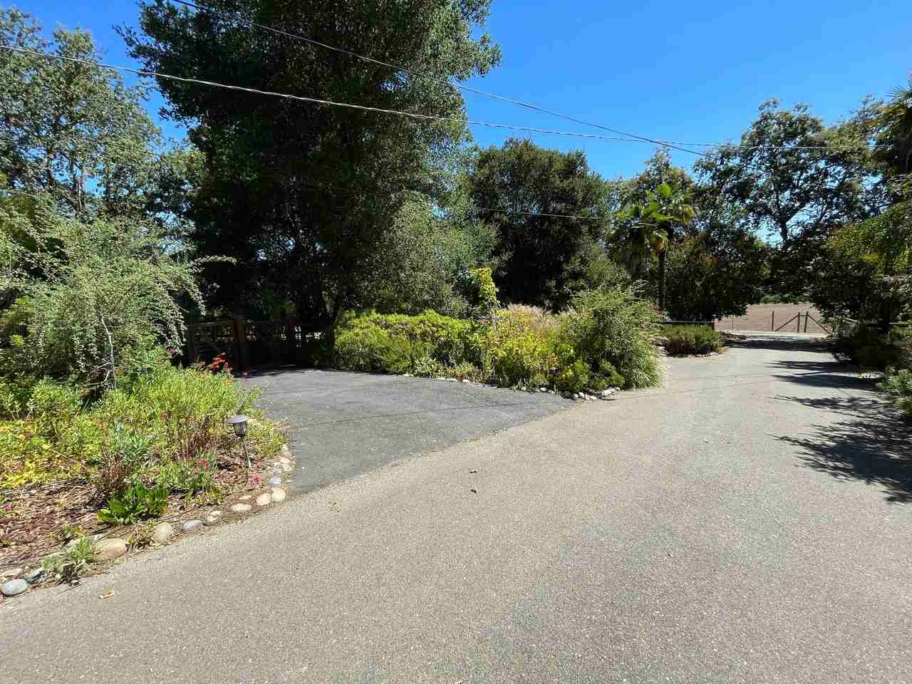 4200 Green Valley School Rd - Photo 5 of 35