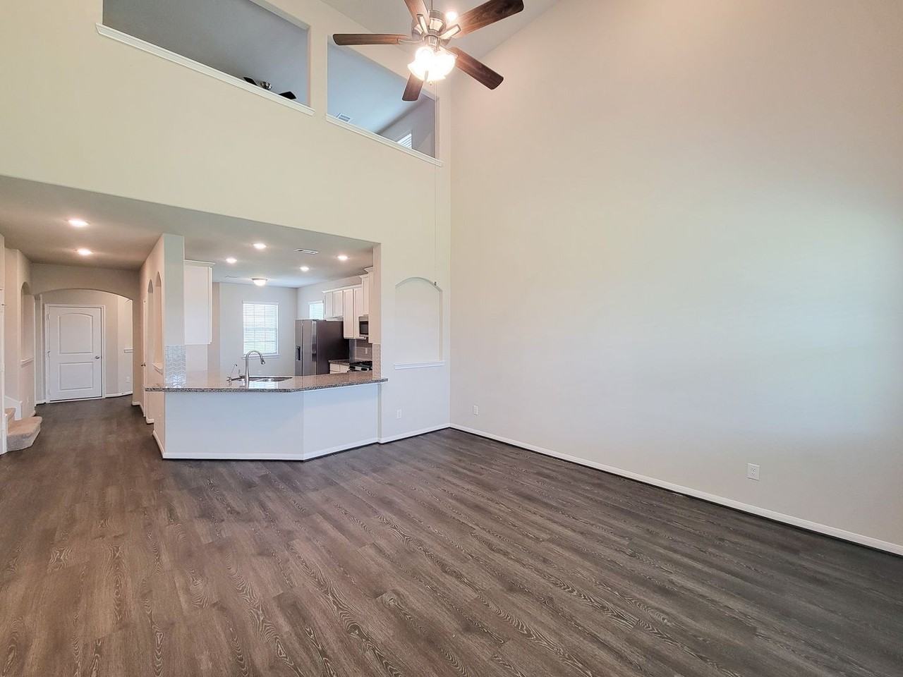 10423 Astor Point Trl - Photo 7 of 45
