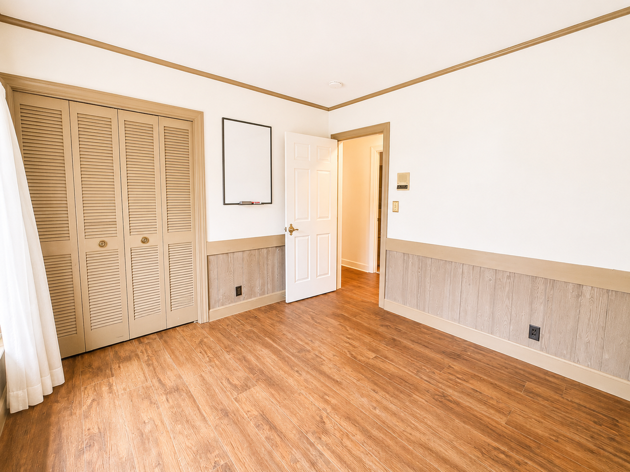 9205 Whitegate Ct - Photo 7 of 48
