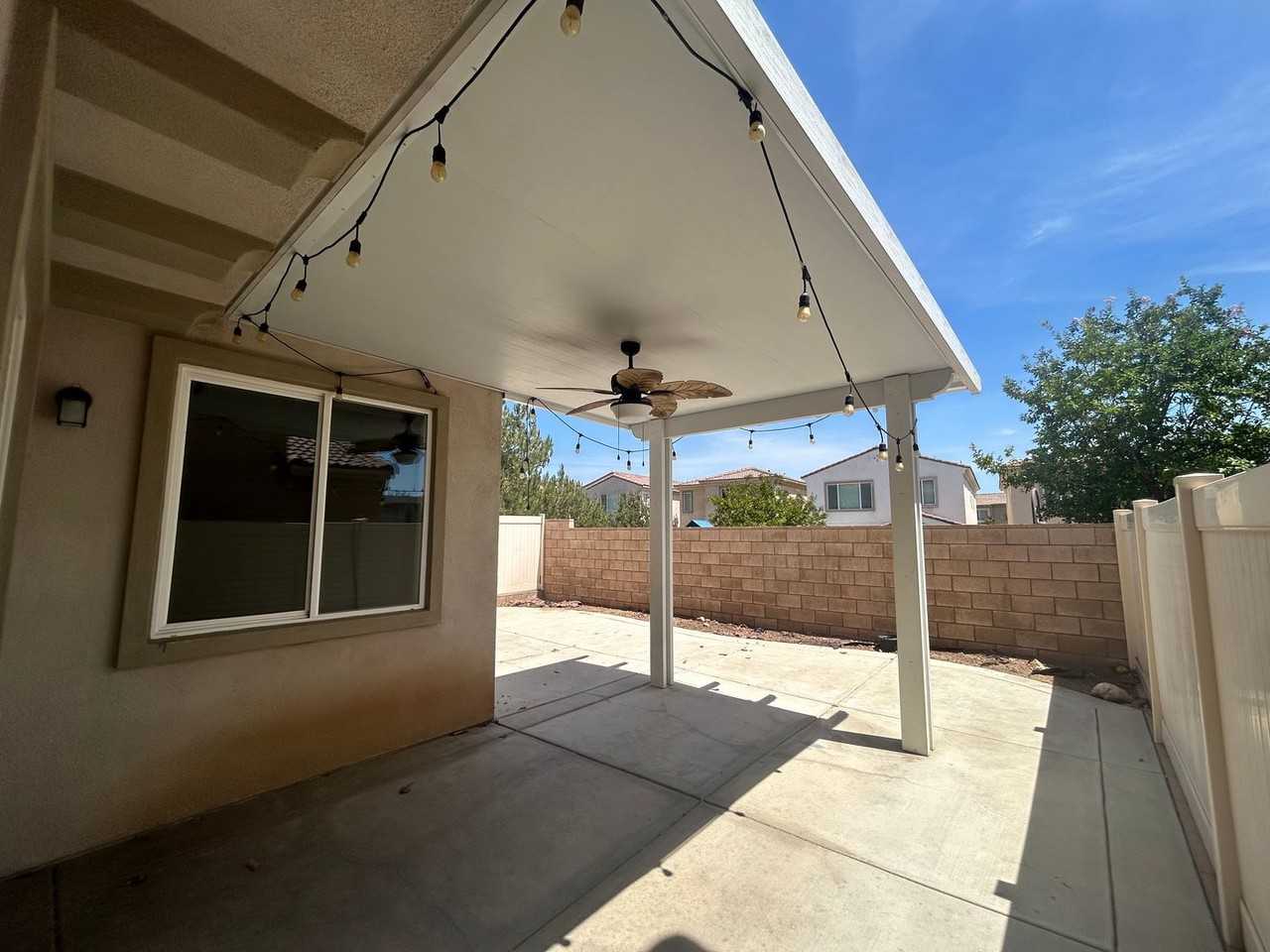 33767 King Dr - Photo 4 of 11