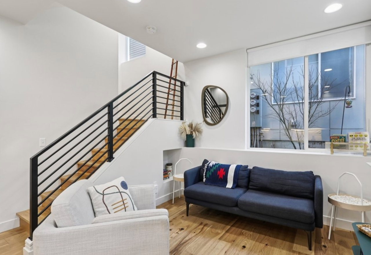 71 W Dravus St - Photo 3 of 23