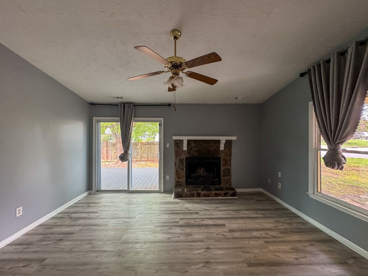 5599 Quietwood Pl - Photo 2 of 22
