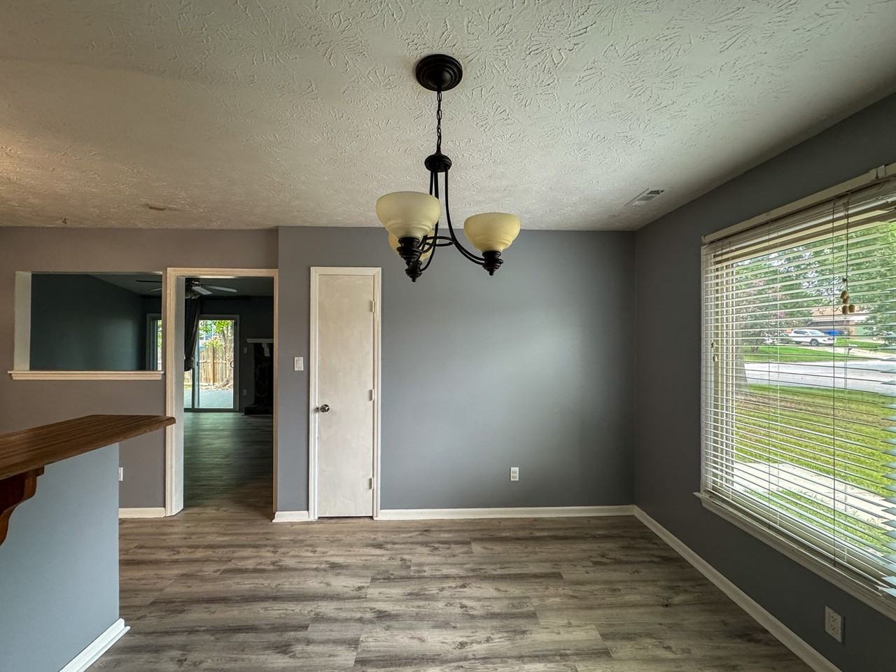 5599 Quietwood Pl - Photo 6 of 22