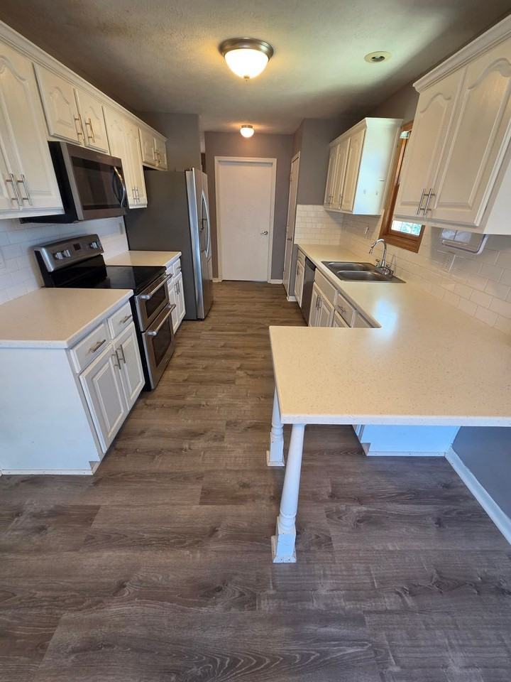 123 Navajo Dr - Photo 5 of 21