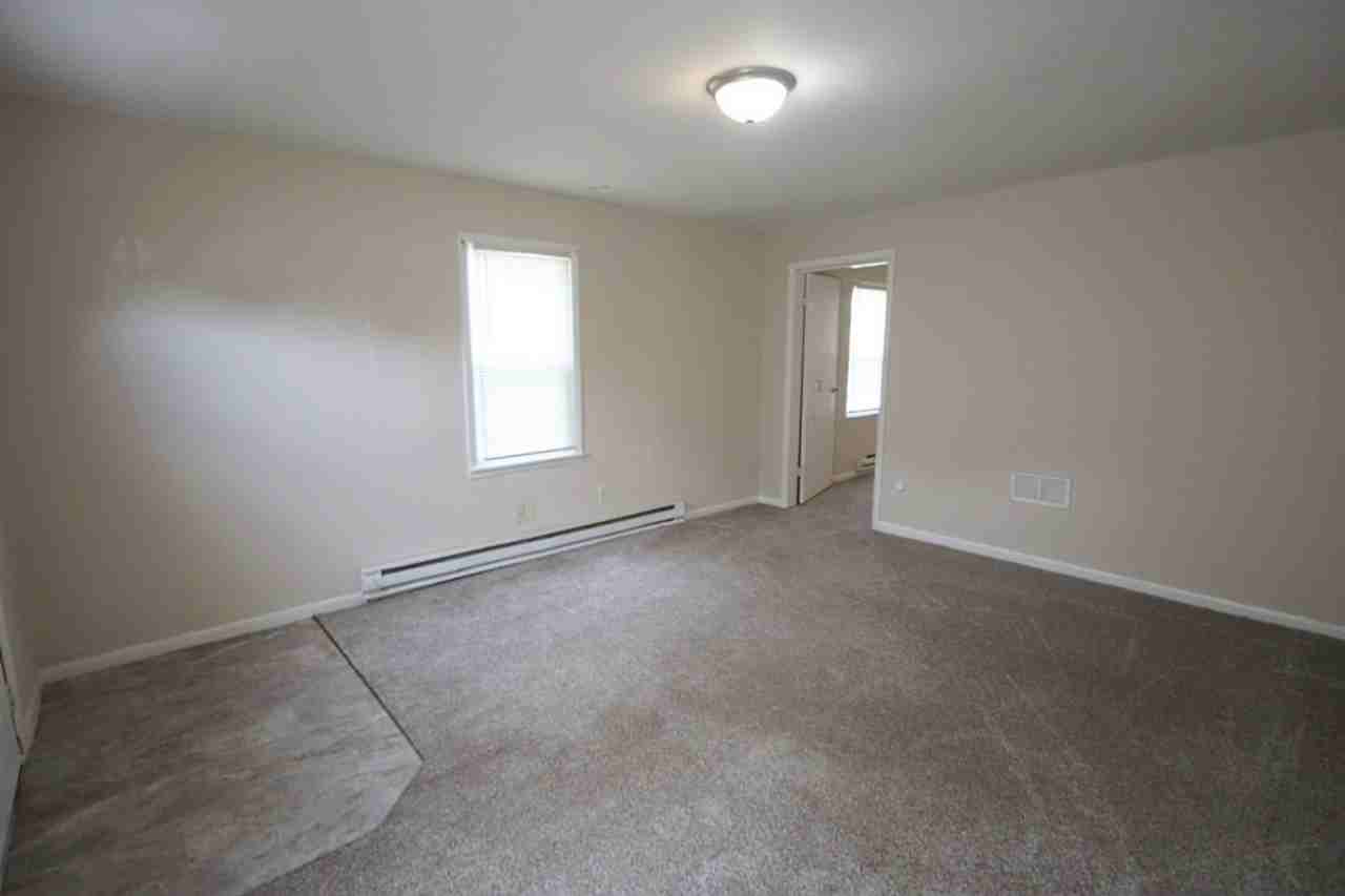 907 N 2nd Ave - Photo 3 of 16