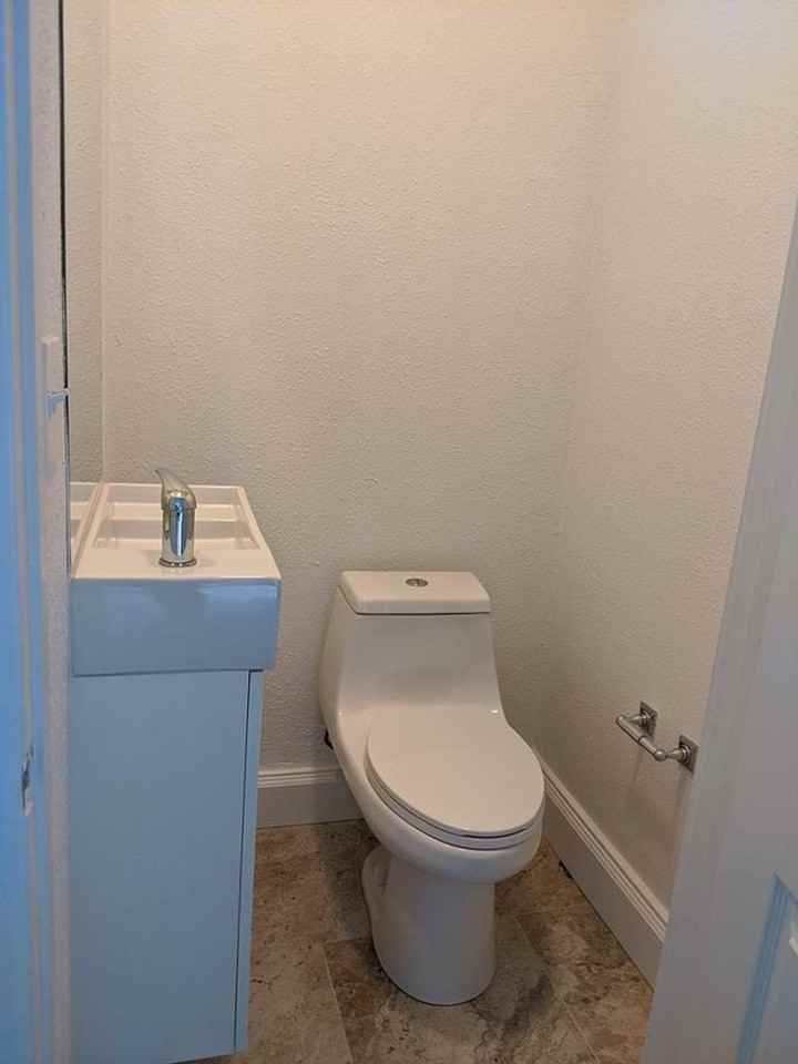 5010 228th Ave Ne - Photo 5 of 9