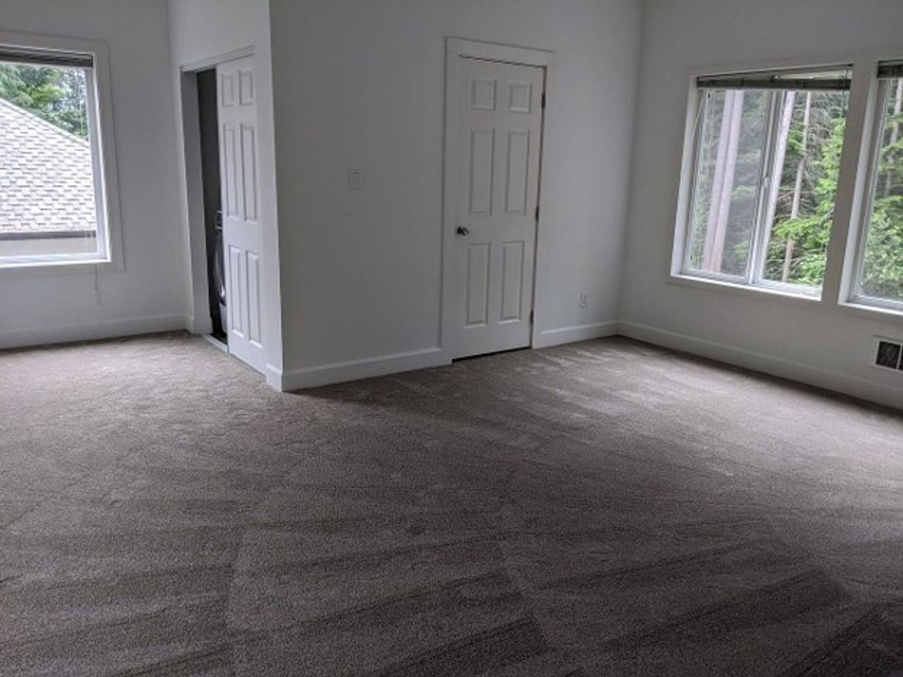 5010 228th Ave Ne - Photo 7 of 9