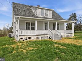 featured image of 155 Royal Ave