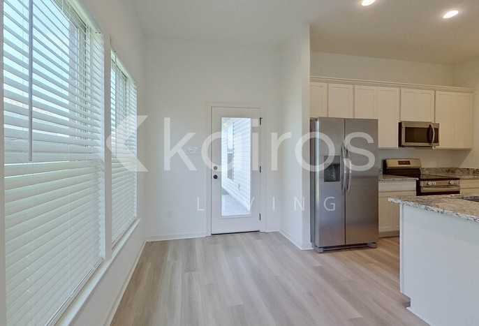 215 Peppercorn Way - Photo 6 of 29